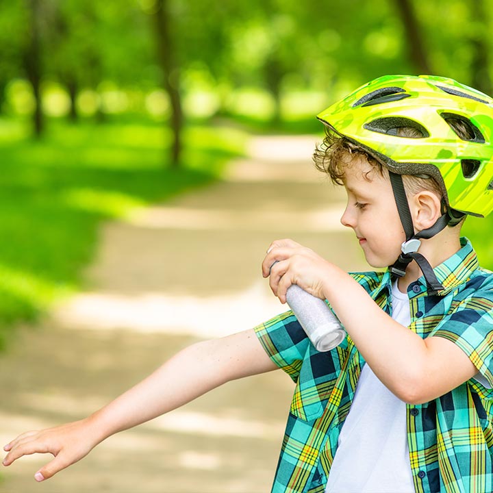 Forskjellen mellom repellenter og insekticider